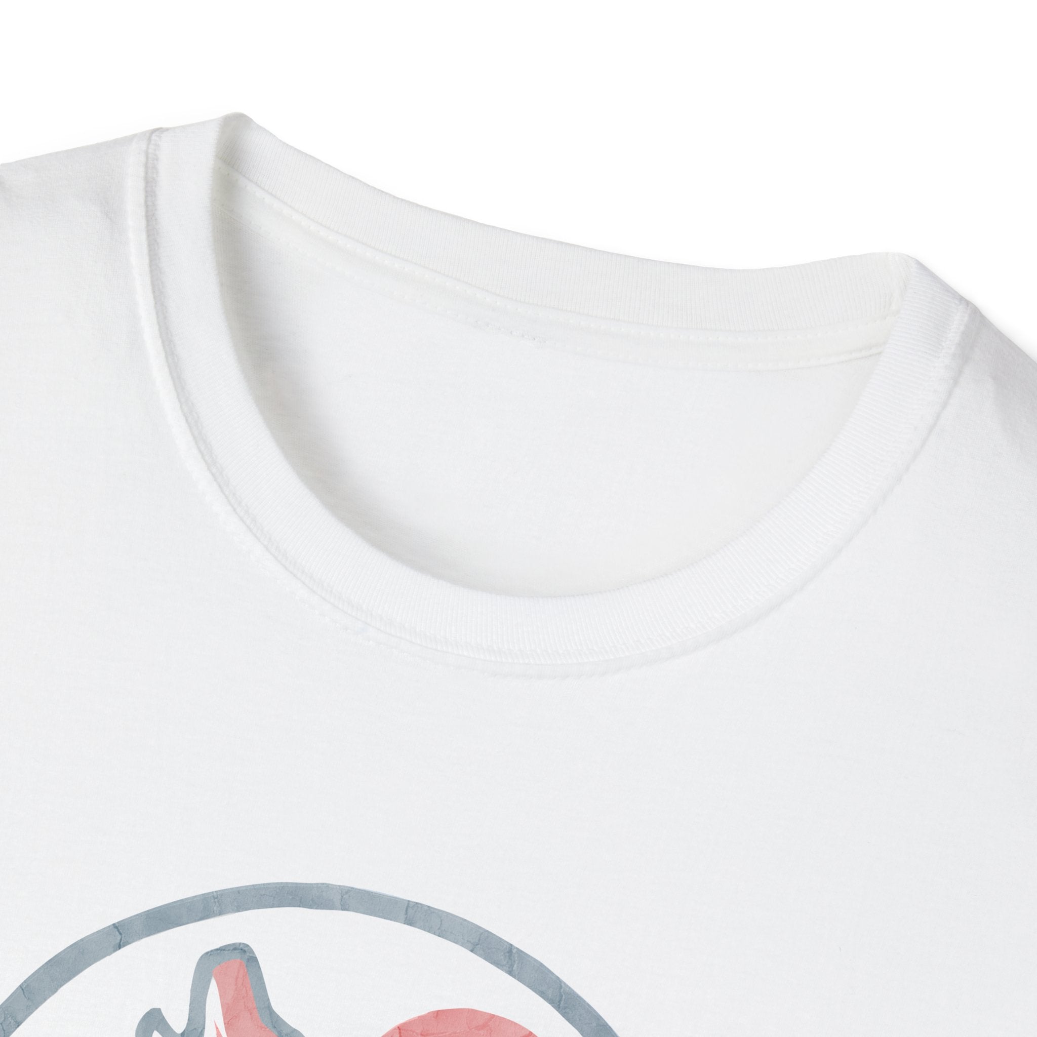 El Coyote Graphic T-Shirt — Vintage Howling Coyote Tee